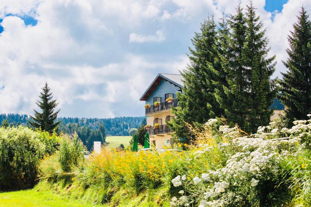 Domaine Du Mont-Saint-Jean Hotell Les Rousses Exteriör bild