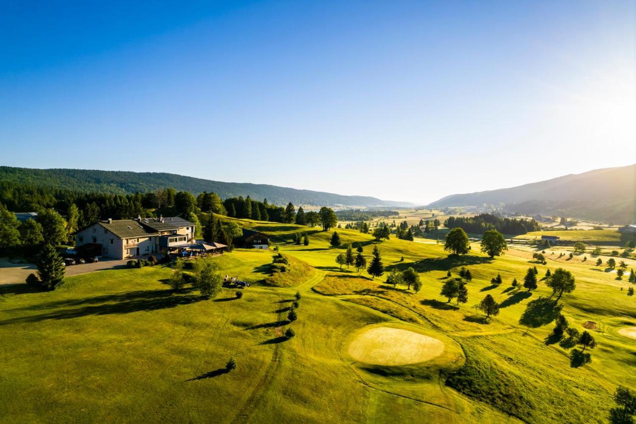 Domaine Du Mont-Saint-Jean Hotell Les Rousses Exteriör bild